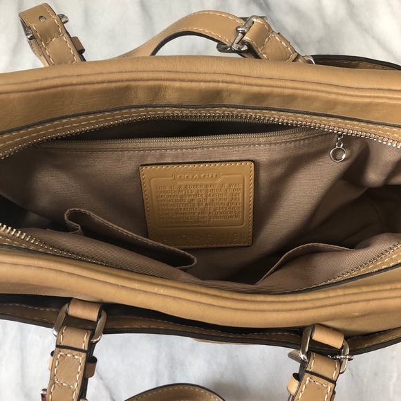 Coach Hampton Satchel Purse - Picture 3 of 4